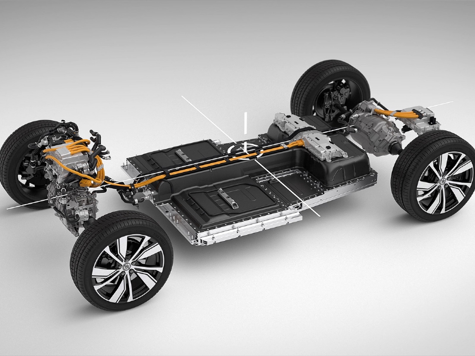 Plataforma CMA presente no XC40 está preparada para a eletrificação: bateria é acomodada no assoalho do carro