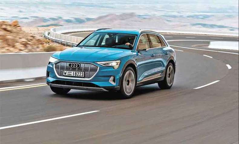 Modelos como o Audi e-tron, 100% el