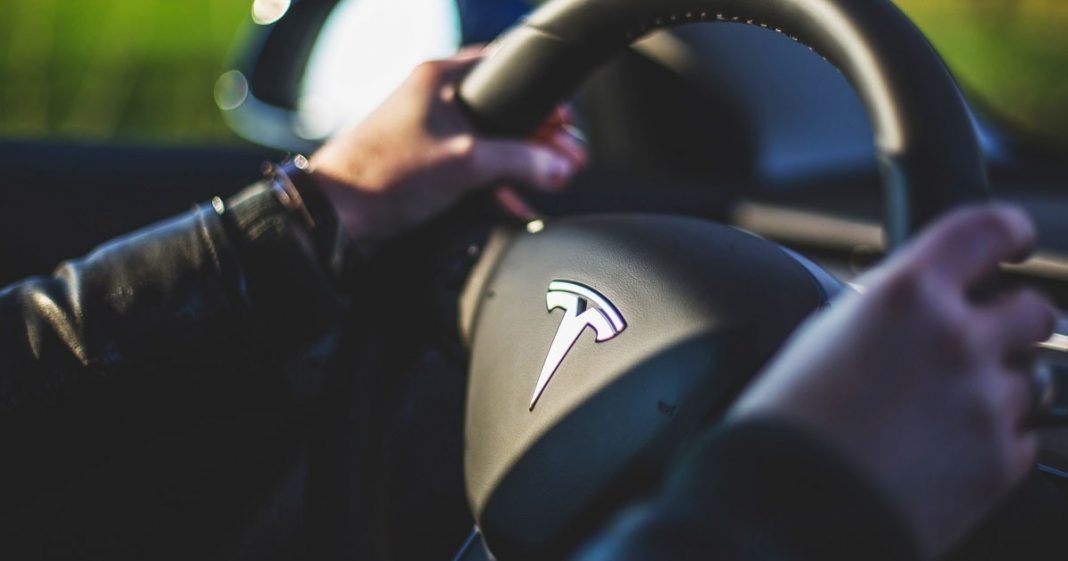 Tesla Model C poderá ser o carro elétrico com um preço bem mais acessível