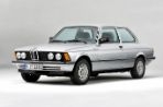 BMW série 3 completa 45 anos