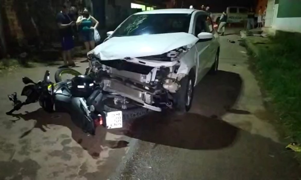 Colisão entre carro e moto deixa homem gravemente ferido em Rio Branco - ac24horas.com