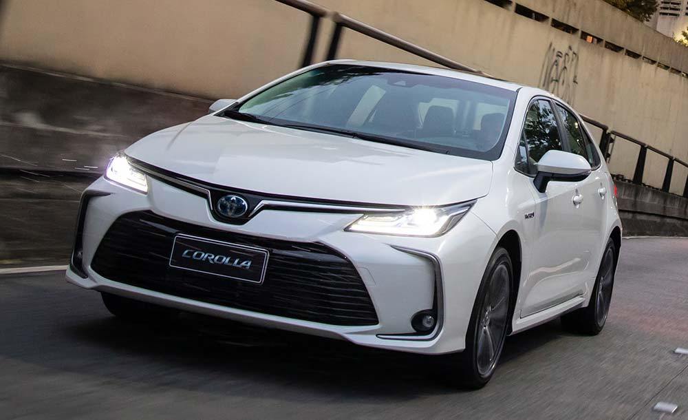 Toyota Corolla vende quase o dobro da concorrência em 2020