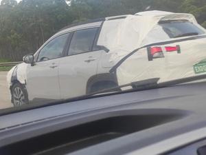 Flagra Toyota Corolla Cross no rodoanel - Sandi Alves - Sandi Alves