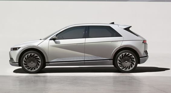 Hyundai apresenta Ioniq 5, primeiro carro elétrico da marca. Veja o vídeo - IstoÉ Dinheiro