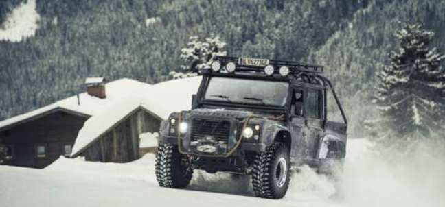 Land Rover Defender Big Foot (“007 Contra Spectre”)